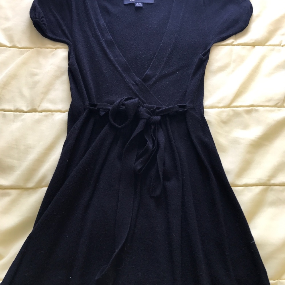 LIKE NEW GUESS TOP